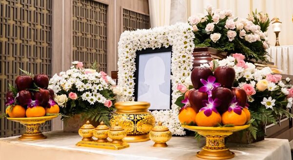 Hướng dẫn chuẩn bị mâm cúng đơn giản nhưng đầy đủ dành cho người đã khuất